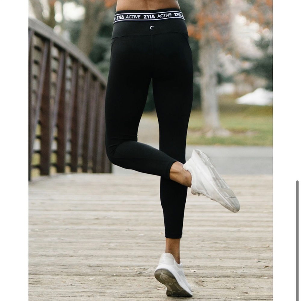 Zyia Black Banded Luxe Rendezvous Legging 7/8 24”
